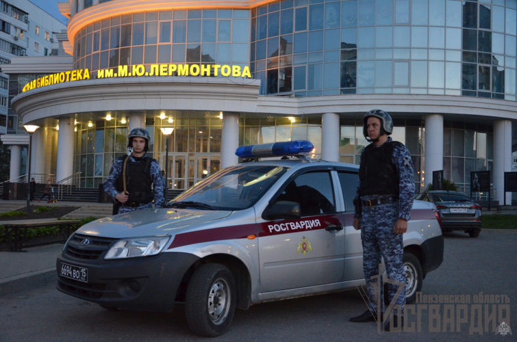 В Пензе росгвардейцы обеспечили безопасность в Всероссийскую акцию «ночь музеев»