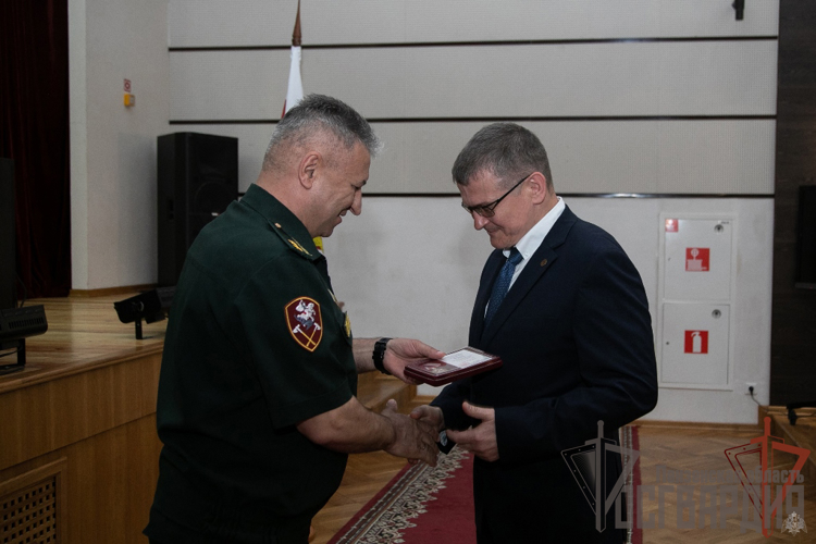 ОПЕРАТИВНЫЙ СБОР РУКОВОДЯЩЕГО СОСТАВА ПРИВОЛЖСКОГО ОКРУГА РОСГВАРДИИ ПРОШЕЛ В НИЖНЕМ НОВГОРОДЕ