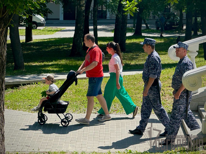В Пензенской области бойцы Росгвардии  обеспечили  охрану общественного порядка во время праздничных мероприятий  