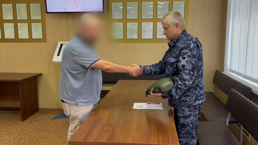 Пензенцы добровольно сдают оружие для нужд СВО