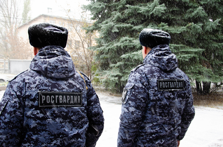 Пензенские росгвардейцы обеспечивают охрану общественного порядка во время проведения Дня народного единства