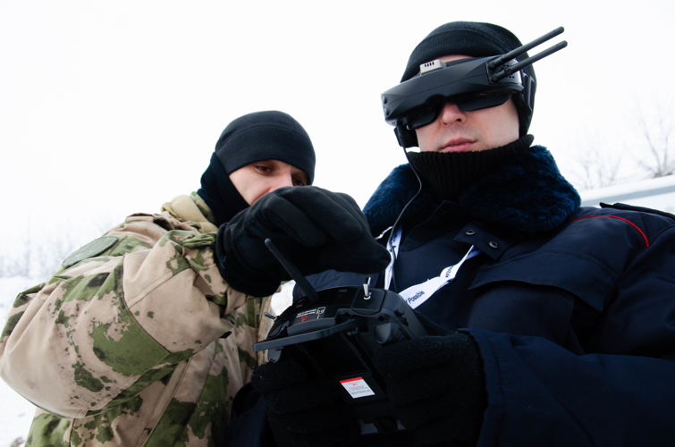 В Пензенской области росгвардейцы научили полицейских управлять дронами 