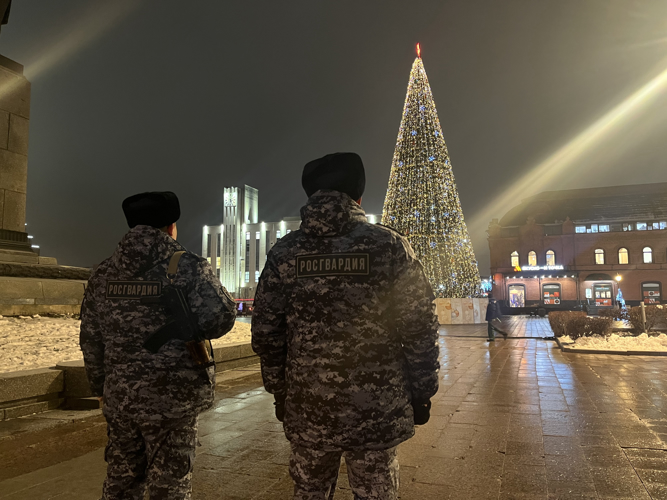 Росгвардейцы и полицейские обеспечат правопорядок и безопасность жителей Пензенской области в новогодние праздники