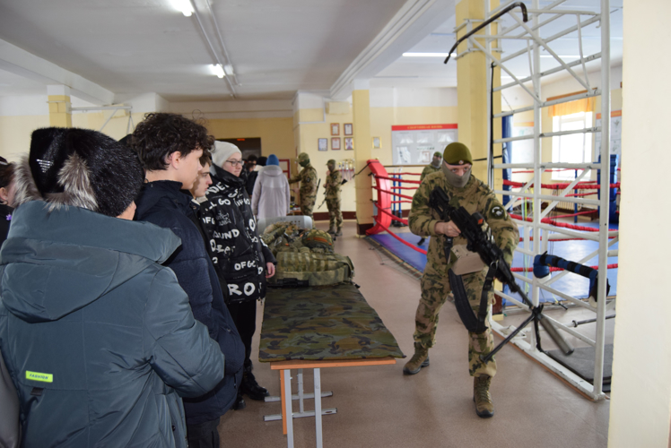 День открытых дверей в воинской части Росгвардии: школьники Пензенской области на один день стали защитниками Отечества