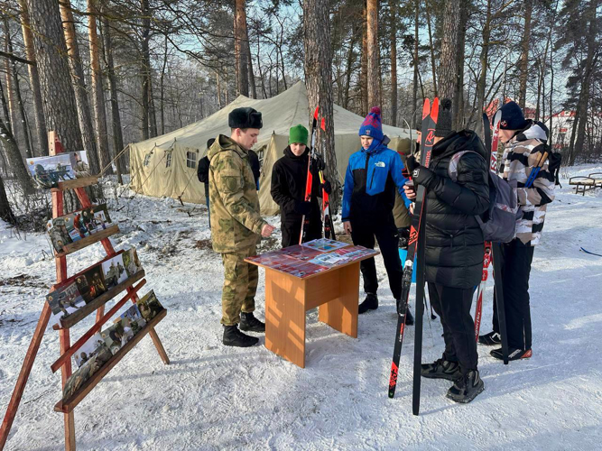 Военнослужащие Росгвардии из Пензенской области присоединились к всероссийской массовой гонке «Лыжня России — 2025»