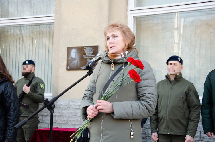 В Пензе открыли мемориальную доску офицеру СОБР Росгвардии Кириллу Цыбаеву (видео)