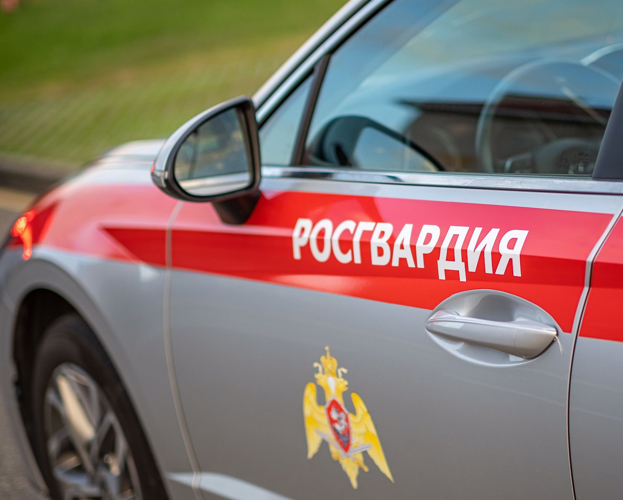 В Пензе росгвардейцы помогли потерявшейся пожилой женщине вернуться домой