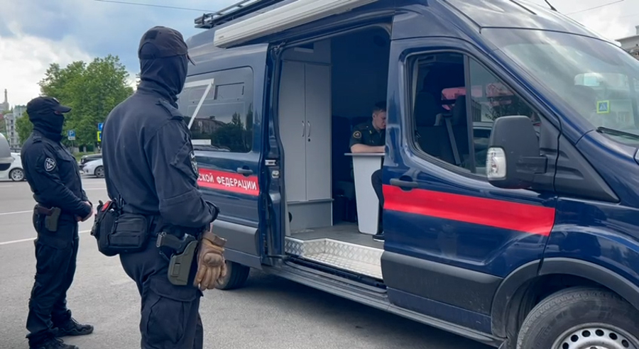 При поддержке ОМОН Росгвардии состоялась проверка автомобилистов в Пензе (видео)