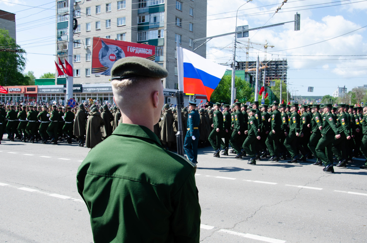 Росгвардейцы приняли участие в торжественной церемонии 9 Мая в Пензе