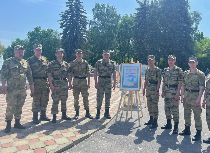 Военнослужащие Росгвардии познакомились с культурным наследием Заречного