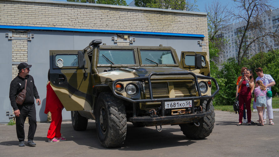 В Пензе росгвардейцы устроили яркий праздник для детей участников СВО (видео)
