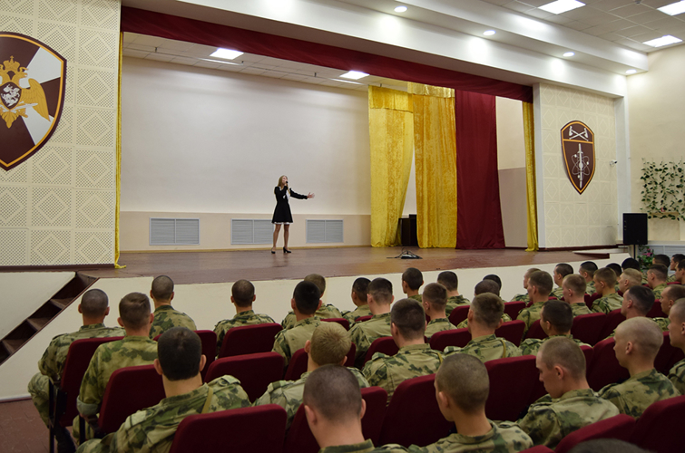 В Заречном состоялось торжественное мероприятие для военнослужащих, уволенных в запас (видео)