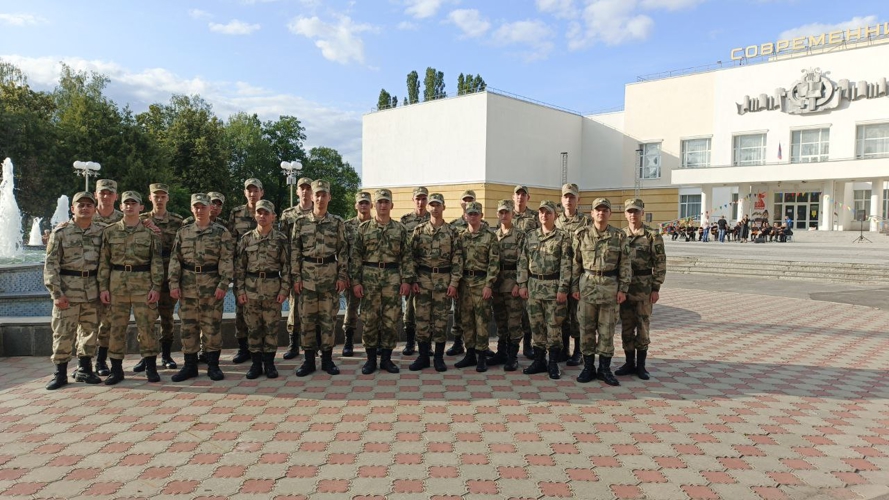 Военнослужащие Заречного посетили концерт «Вечер памяти», организованный ко Дню памяти и скорби