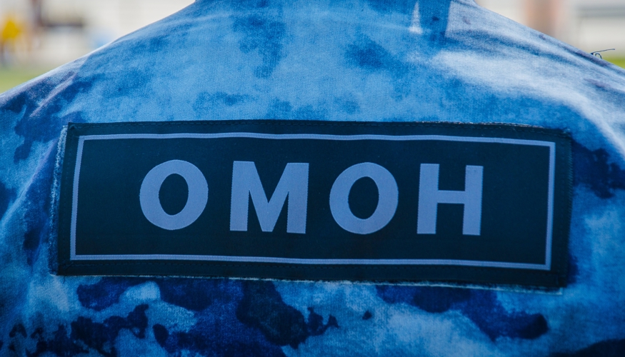 Безопасные выходные в Пензе: спецназ Росгвардии и полицейские патрулируют центральную часть города