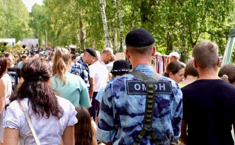 Сотрудники Росгвардии обеспечили безопасность всероссийского историко-культурного фестиваля в Пензенской области