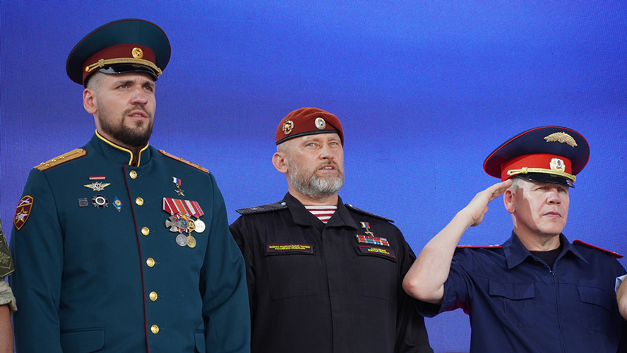 Герои России Александр Белоглазов и Никита Палазник принял участие в открытии юнармейских сборов «Гвардеец» в Пензе (видео)
