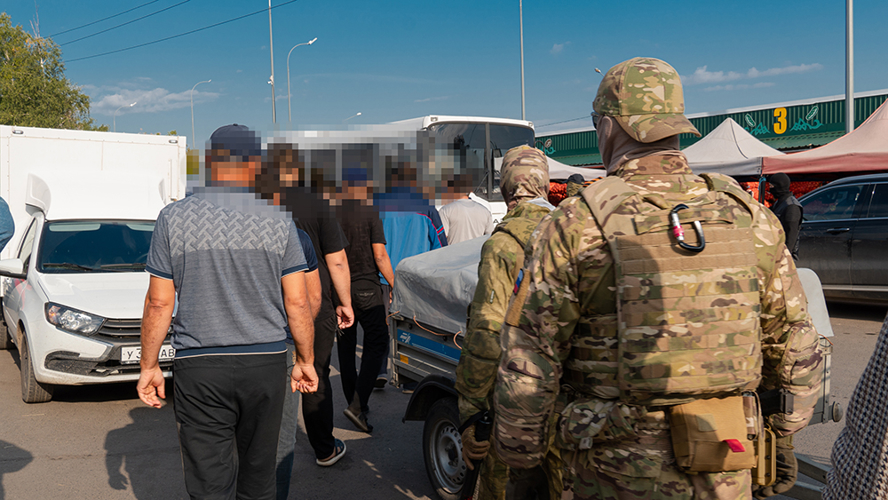 УФСБ и Росгвардия проверили соблюдение миграционного и военного законодательств в Пензе 