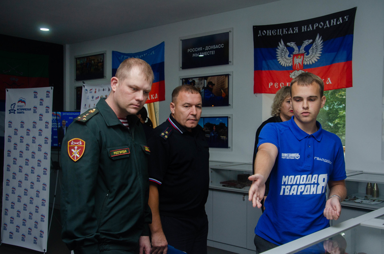 Сотрудников Росгвардии поблагодарили за активное участие в организации «Диктанта Победы» в Пензе