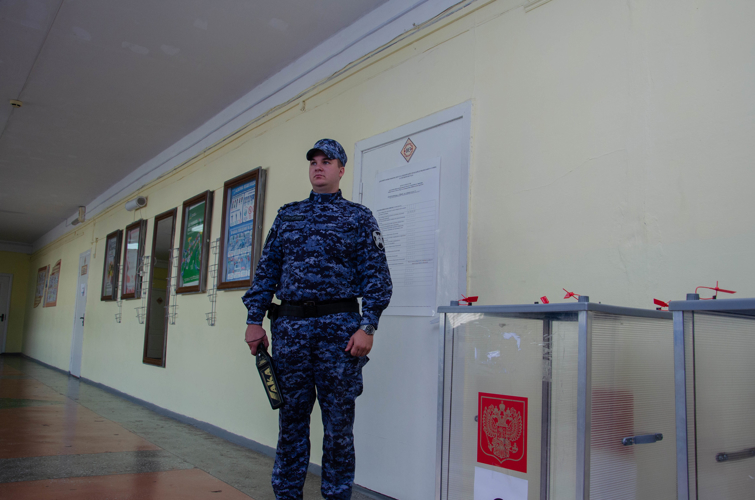 Бойцы Росгвардии обеспечивают правопорядок и безопасность на выборах в Пензенской области