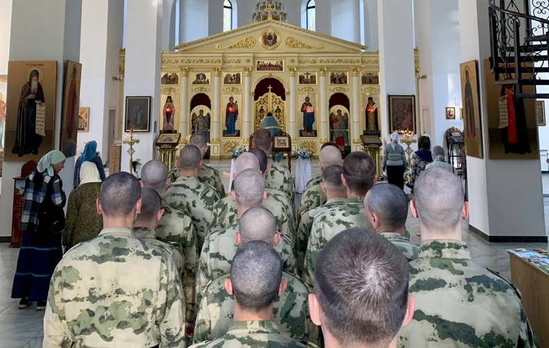 Военнослужащие Росгвардии в Заречном почтили память Пресвятой Богородицы в праздник Успения