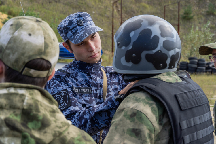Жители Пензенской области приглашаются на службу в ряды вневедомственной охраны Росгвардии (видео)