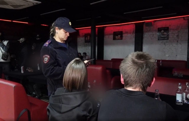В Пензе прошел антинаркотический рейд в ночных заведениях при поддержке Росгвардии