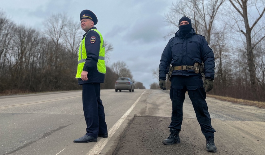 Сотрудники спецподразделений Росгвардии обеспечили правопорядок в ходе масштабной операции «Сельский патруль» в Пензенской области (видео)