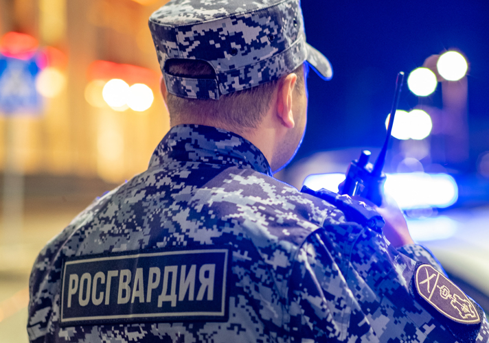 Ночной конфликт в сауне: росгвардейцы и полицейские задержали дебошира по «тревожной кнопке»