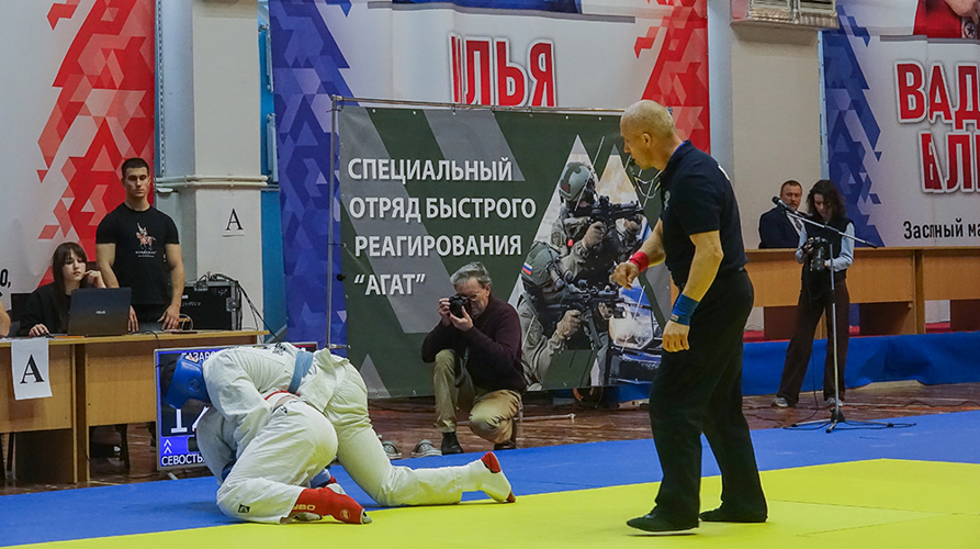 В Пензе состоялись областные соревнования по рукопашному бою памяти сотрудника СОБР «Агат» (видео)