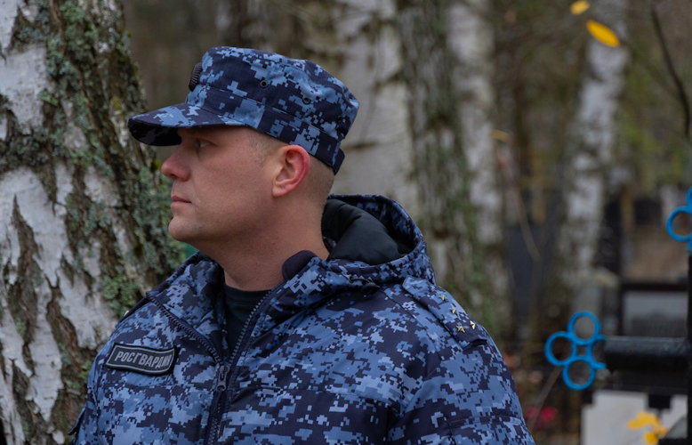 В Пензе росгвардейцы и полицейские почтили память коллег, погибших при исполнении служебного долга 