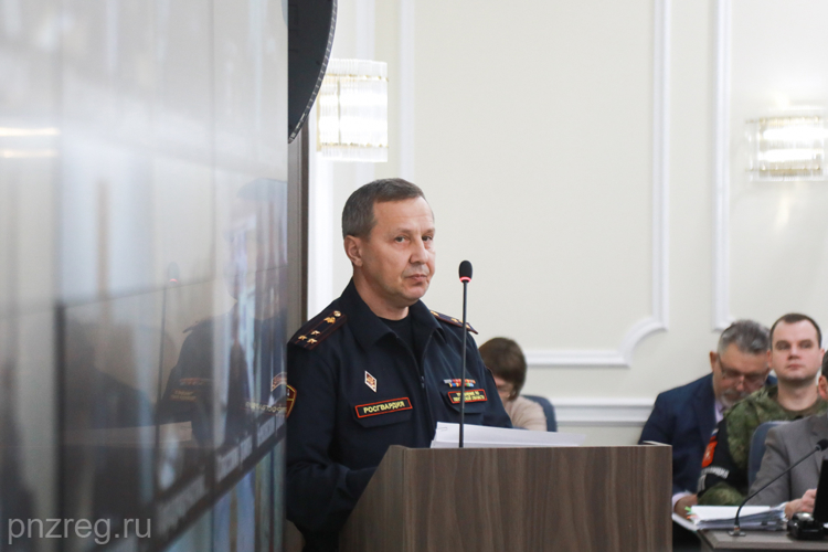 В Пензенской области утвержден комплексный план безопасности на новогодние и рождественские праздники