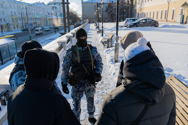 Пензенские росгвардейцы обеспечили охрану общественного порядка в новогоднюю ночь