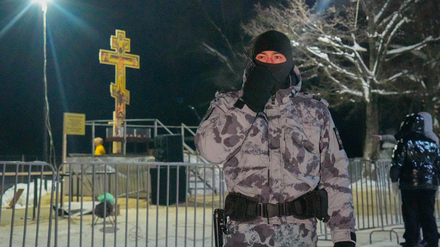 Росгвардия обеспечила общественный порядок в период празднования Крещения Господня в Пензенской области (видео)
