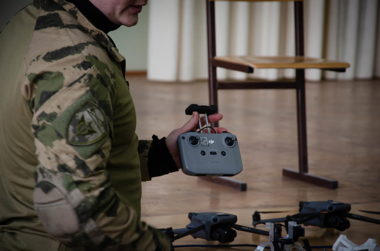 Студенты ПГУ посетили с экскурсией базу ОМОН «Страж» Росгвардии (видео)