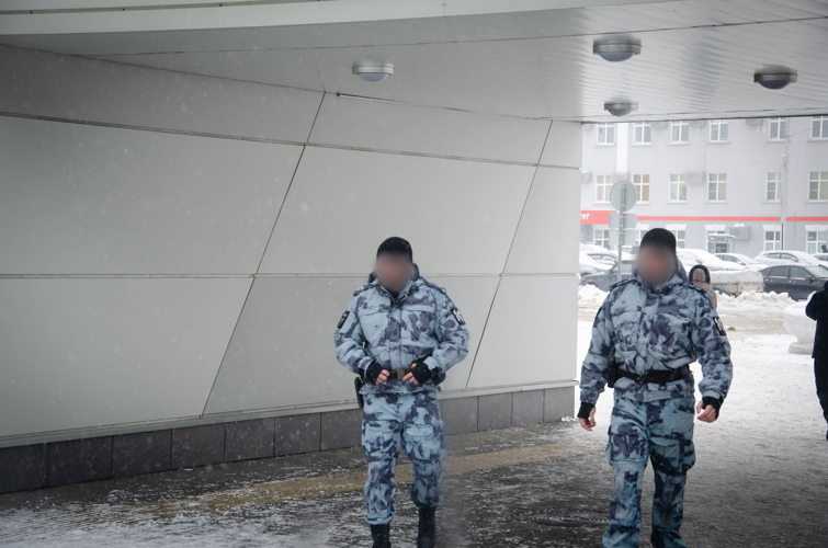 ОМОН Росгвардии продолжает осуществлять охрану правопорядка на станции Пенза-1