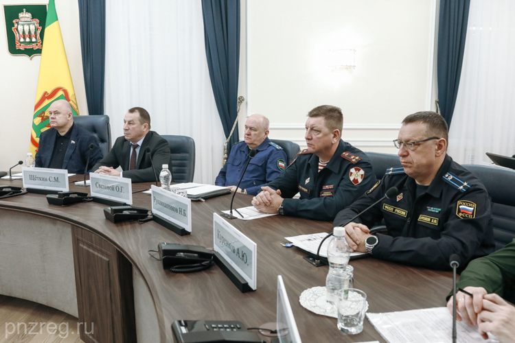 Представители Росгвардии приняли участие в обсуждении вопросов пожарной безопасности в Пензенской области