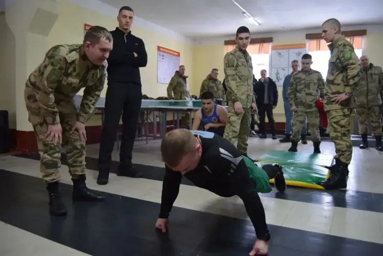 В воинской части Росгвардии в г. Заречном состоялся спортивный праздник, посвященный 10-летию Росгвардии и 215-летию войск правопорядка