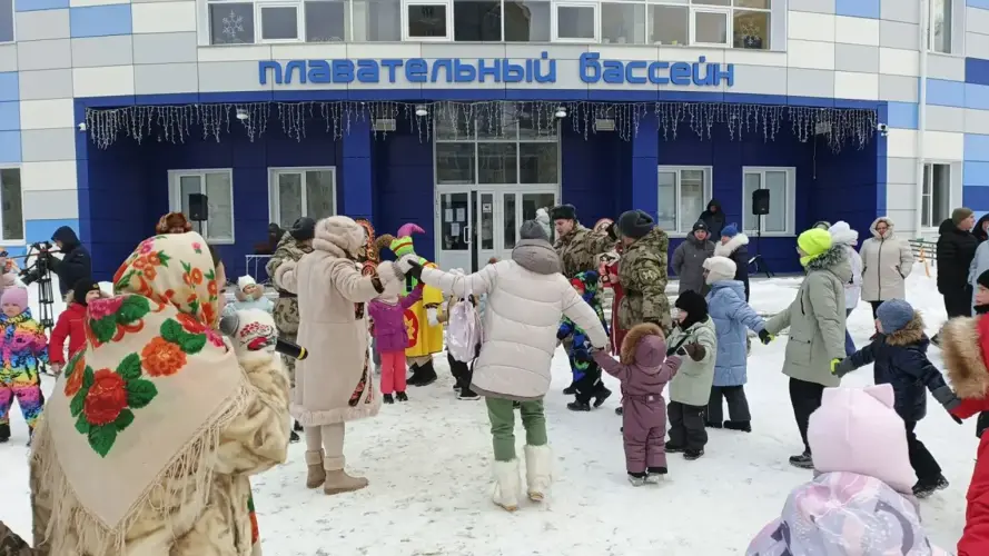 Росгвардейцы в Заречном организовали для горожан масленичные гулянья с блинами и конкурсами