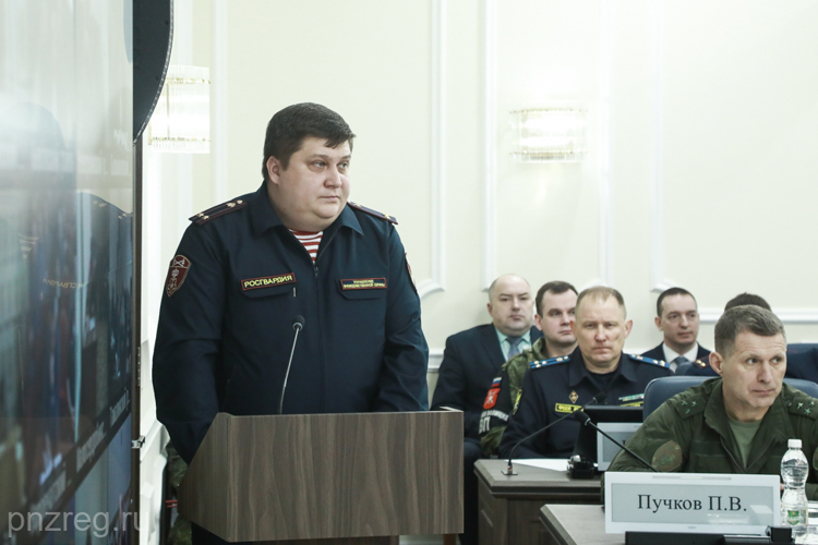 В преддверии 20-летия НАК губернатор Олег Мельниченко и представители Росгвардии обсудили новые вызовы в сфере антитеррора