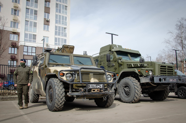 Губернатор Пензенской области вручил сотрудникам и военнослужащим Росгвардии государственные и региональные награды в день празднования 10-летнего юбилея ведомства (видео)