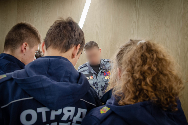 Губернатор Пензенской области вручил сотрудникам и военнослужащим Росгвардии государственные и региональные награды в день празднования 10-летнего юбилея ведомства (видео)