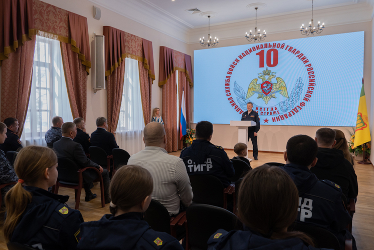 В Пензенском краеведческом музее состоялось торжественное открытие выставки, посвященной 10-летию Росгвардии (видео)