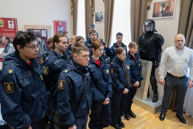 В Пензенском краеведческом музее состоялось торжественное открытие выставки, посвященной 10-летию Росгвардии (видео)