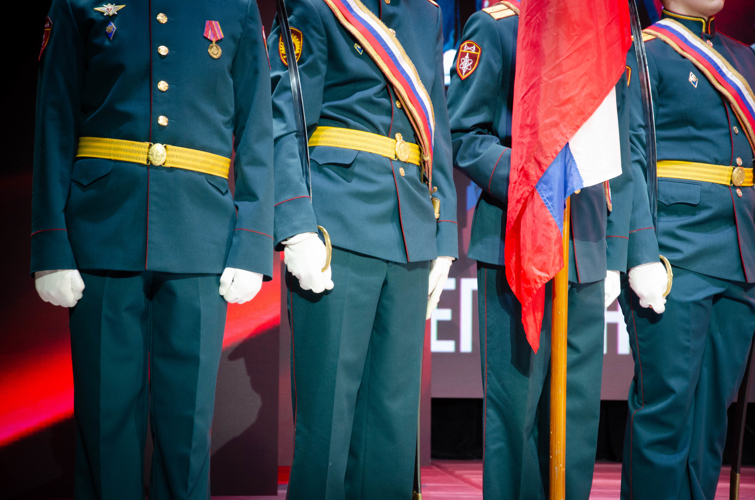 В Пензе состоялось торжественное собрание, посвященное 80-летию со дня образования соединений и воинских частей Росгвардии по охране важных гособъектов и спецгрузов