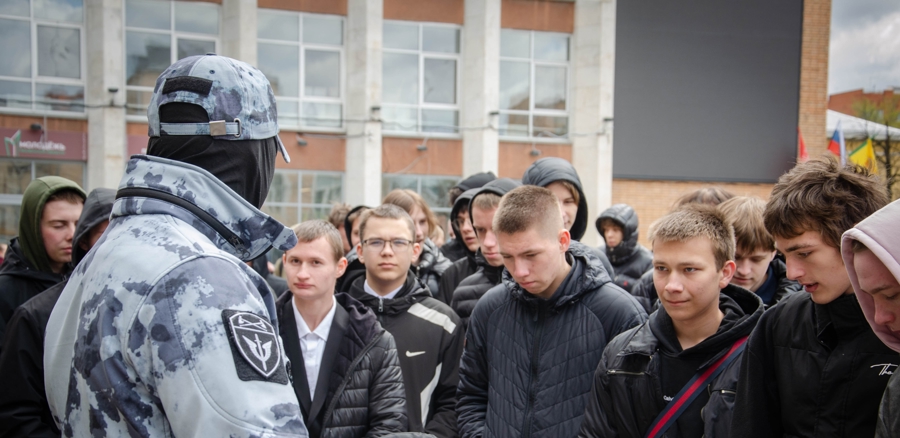 Росгвардейцы приняли участие в акции «День призывника» в Пензе (видео)