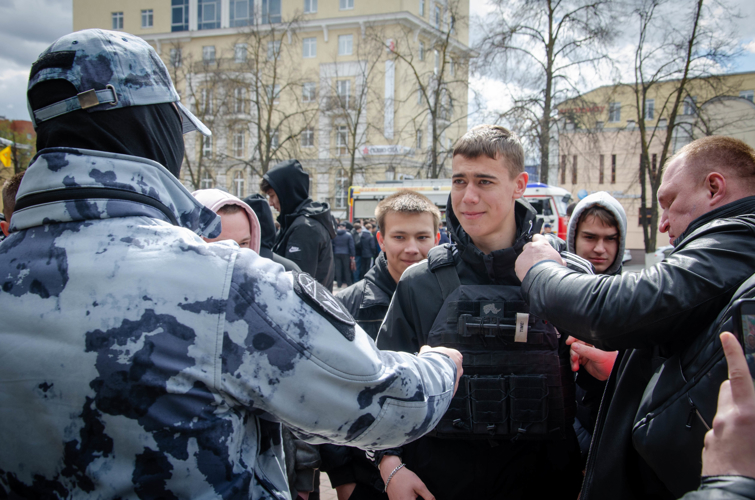 Росгвардейцы приняли участие в акции «День призывника» в Пензе (видео)