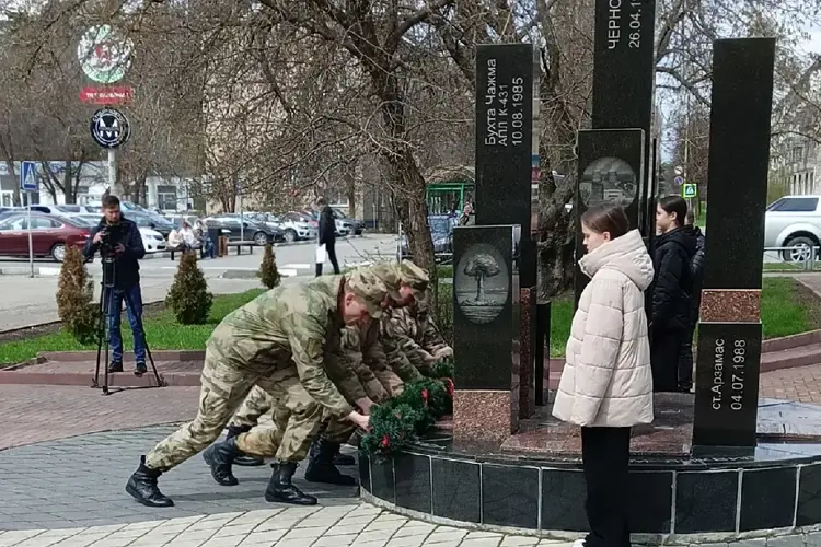 Военнослужащие Росгвардии в Пензенской области почтили память жертв ядерных катастроф