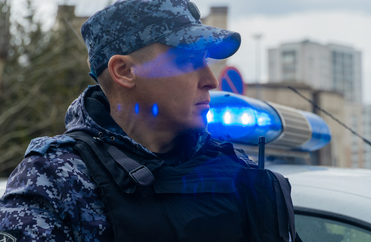 В Пензенском районе росгвардейцы задержали неадекватного мужчину, пристававшего к прохожим