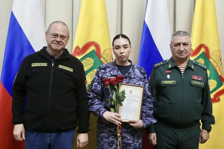 Губернатор Пензенской области и командующий Приволжским округом Росгвардии встретились с молодыми сотрудниками Росгвардии