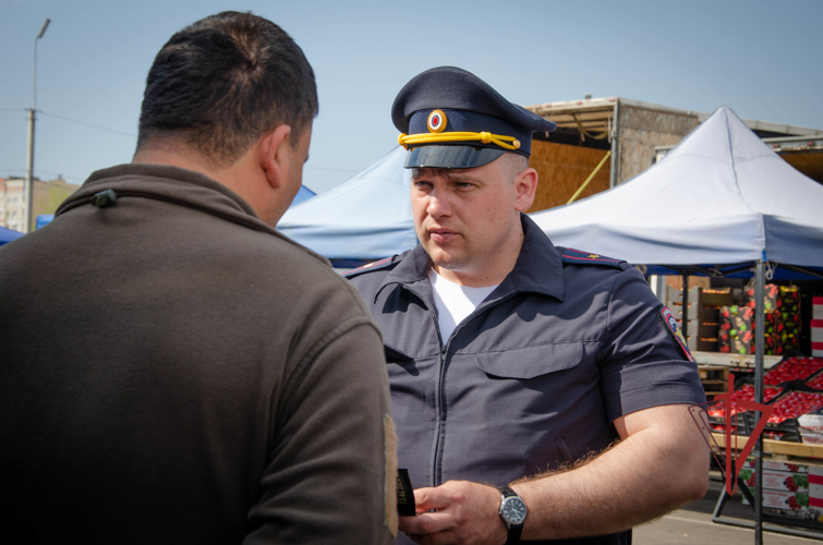 В Пензе сотрудники Росгвардии во время рейда искали тех, кто получил российский паспорт, но не встал на воинский учет (видео)